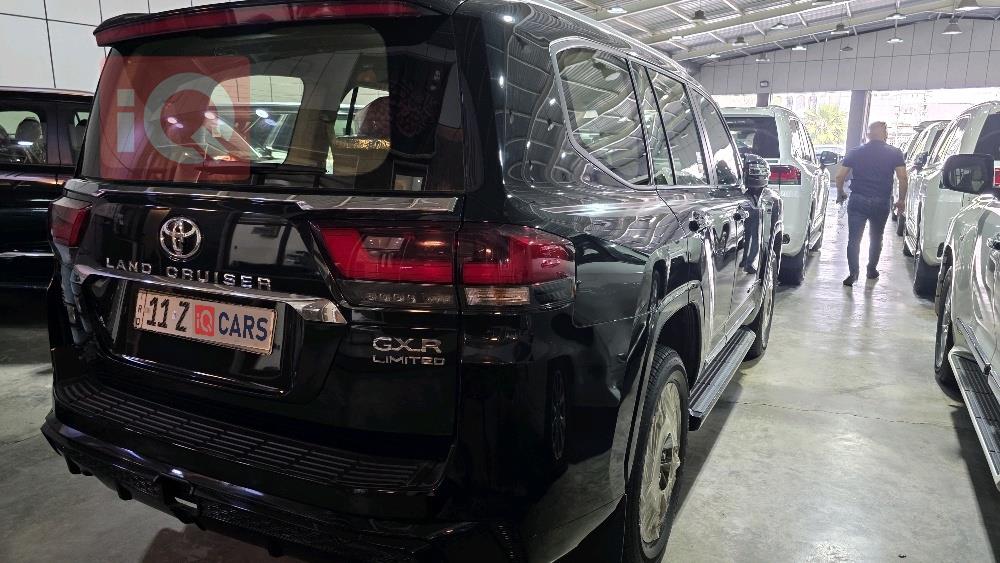 تويوتا لاندكروزر